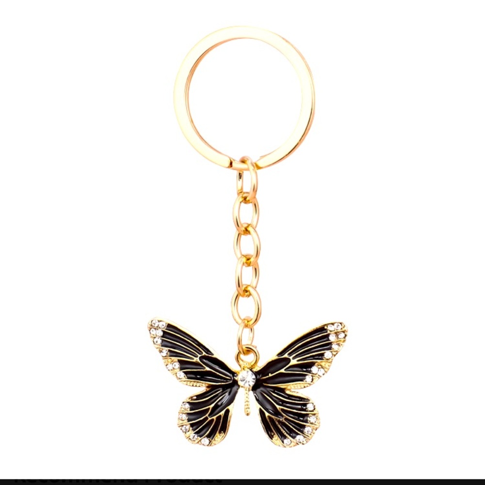 Beautiful butterfly charm. Comes with a gift box upon request.